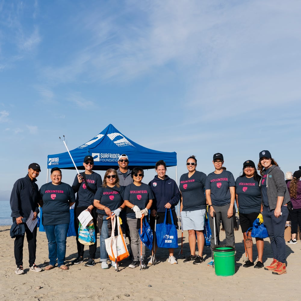 241026_WaveFC_BeachCleanup_015
