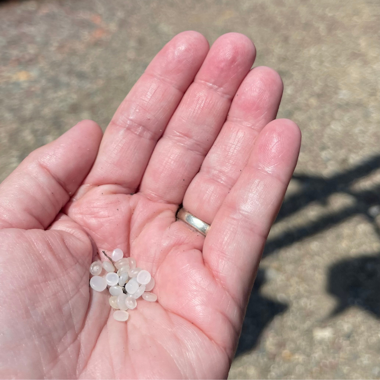 handful of nurdles